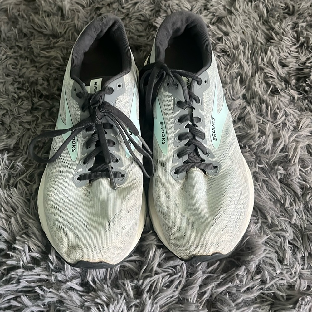 Brooks Ravenna 11